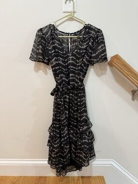 Simply Vera Vera Wang Black & White Patterned Tie-Waist High-Low Dress